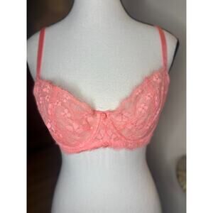 Victoria's Secret Dream Angels Coral Push up bra without padding size 36C